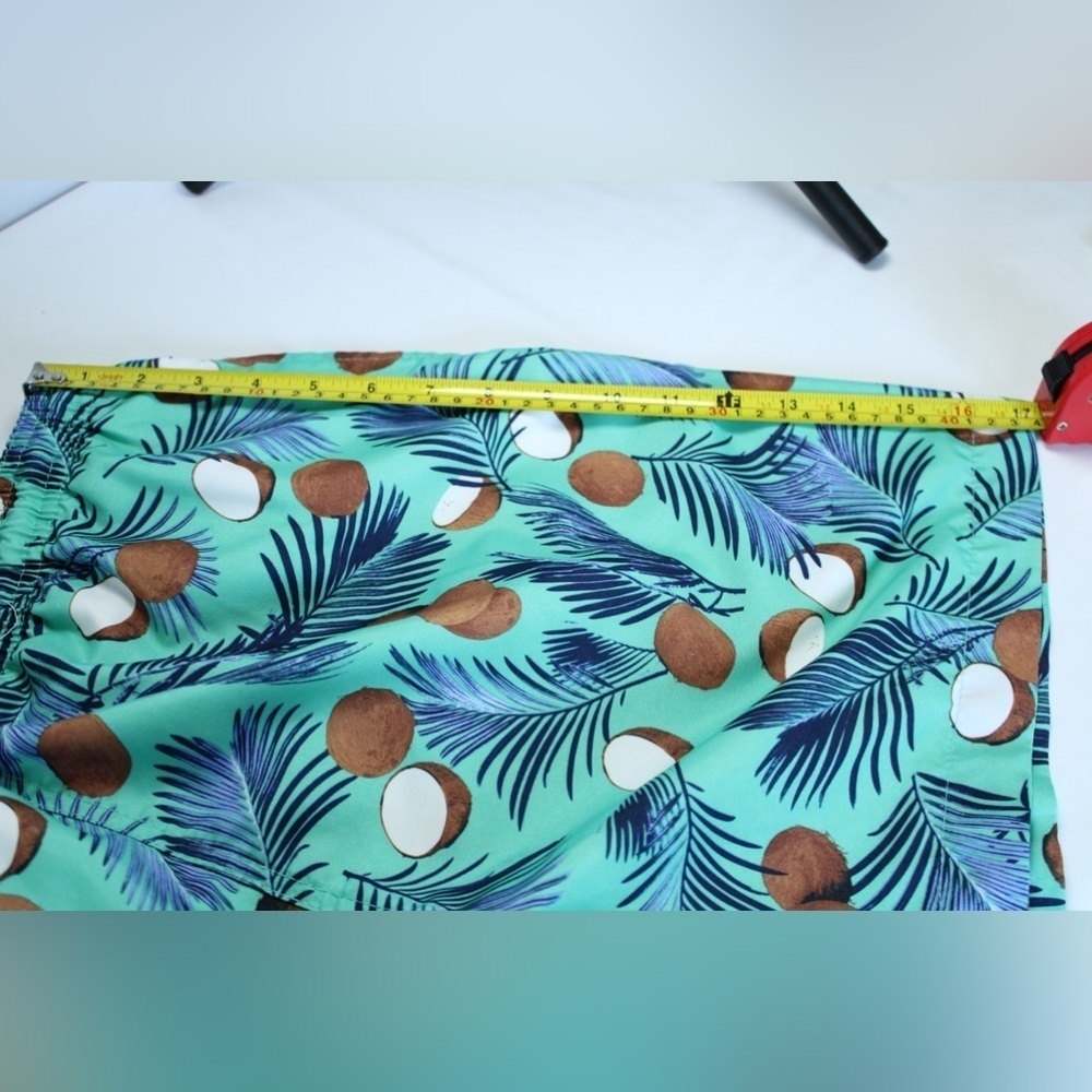 Trunks Surf & Swim Co. Men's Coconut-Print 6" Volley Swimming Trunks - Picture 3 of 9